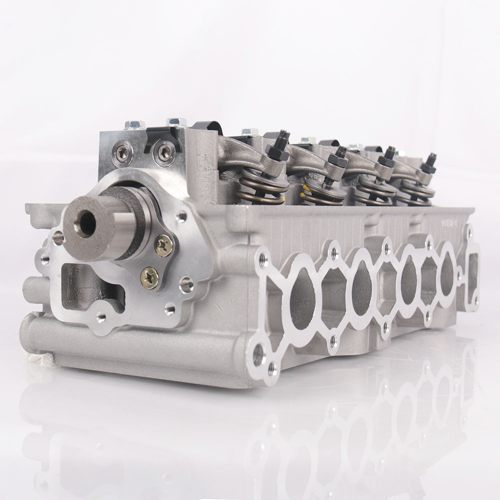 Engine Cylinder Head - Culasse de moteur neuve B10S1 B12S1
